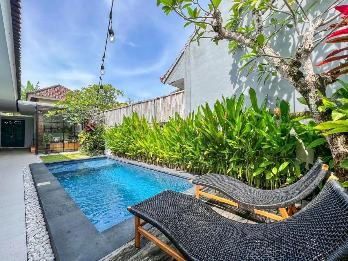 Island Boy Guest House Canggu Extérieur photo